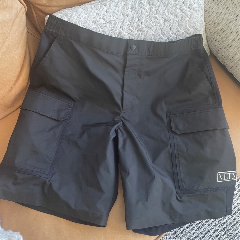 Brand new with tags Valentino Men’s Shorts size 52